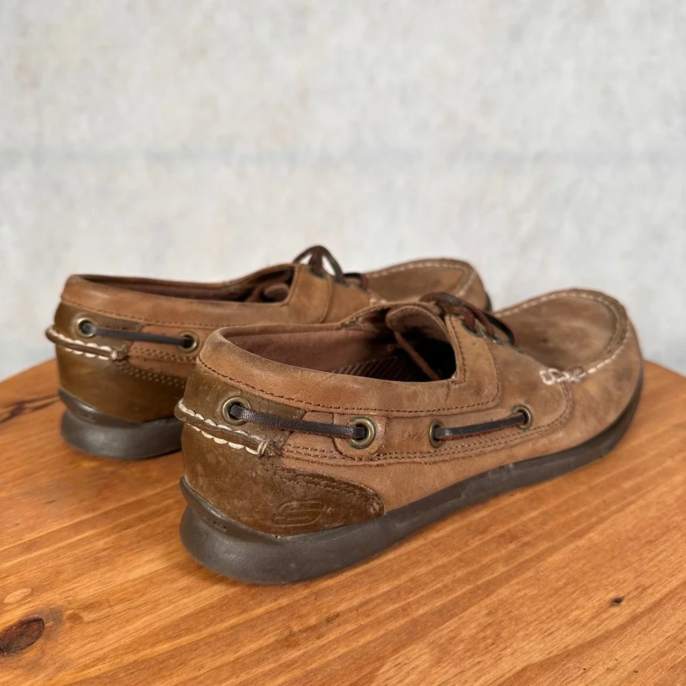 Skechers Boat Shoes Mens Size 8 Brown Good Relaxed Fit Leather Loafers 64765